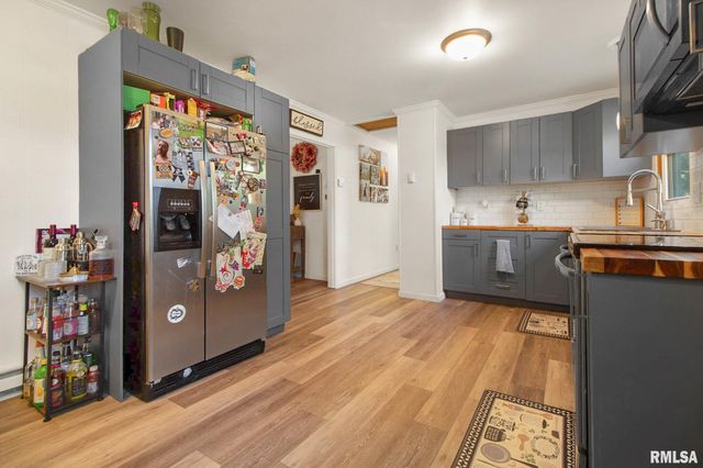 16042 Ralls Grove Road, Creal Springs, IL 62922