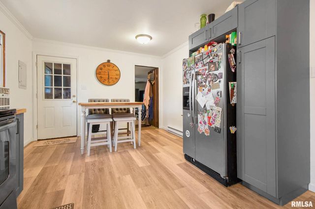 16042 Ralls Grove Road, Creal Springs, IL 62922