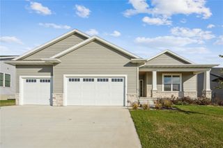 1284 Hickory Ridge Drive, Marion, IA 52302