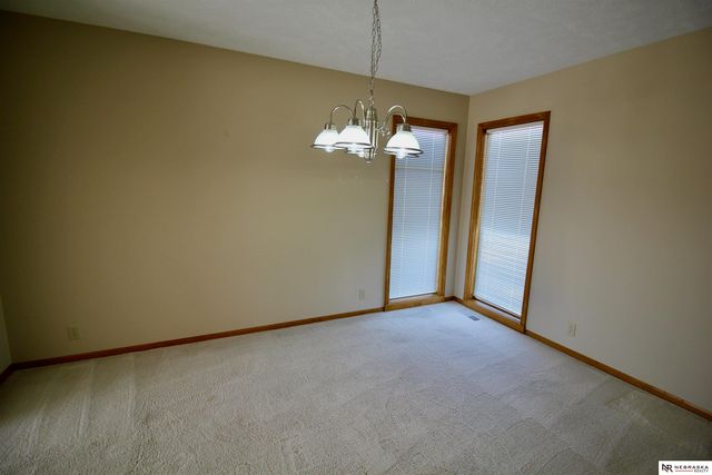 1235 Cork Drive, Papillion, NE 68046