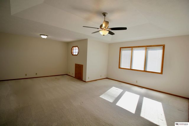 1235 Cork Drive, Papillion, NE 68046