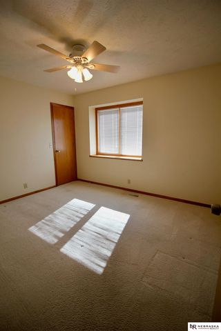 1235 Cork Drive, Papillion, NE 68046