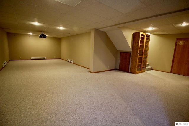 1235 Cork Drive, Papillion, NE 68046