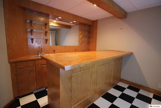 1235 Cork Drive, Papillion, NE 68046