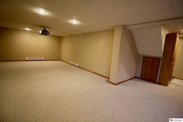 1235 Cork Drive, Papillion, NE 68046