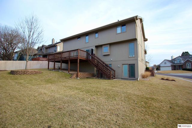 1235 Cork Drive, Papillion, NE 68046