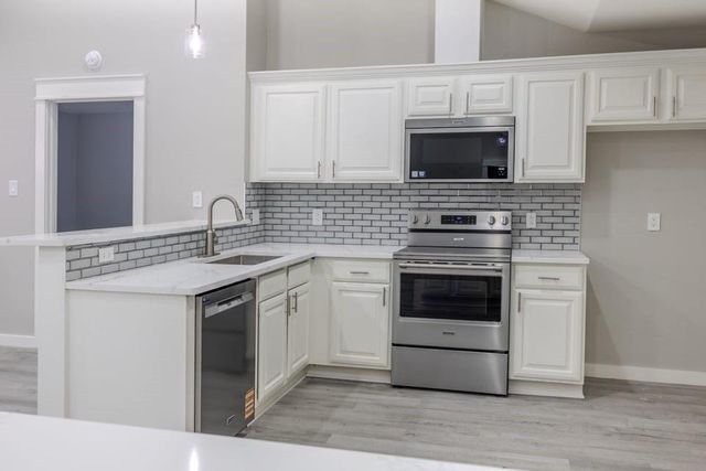 2 Abalone Street, Bay City, TX 77414