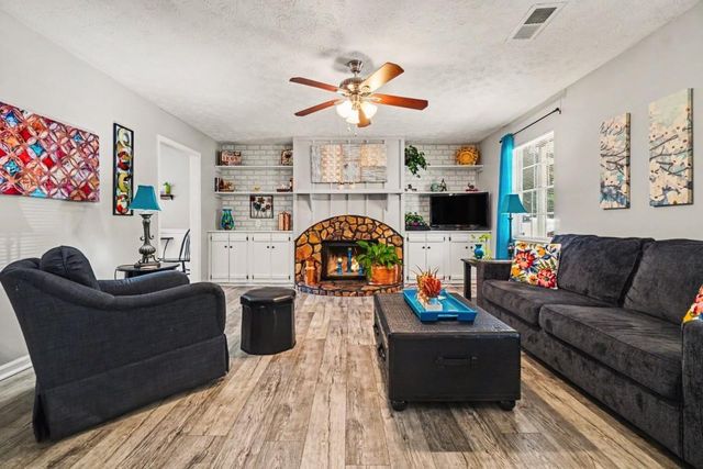 160 Ember Court, Fairburn, GA 30213