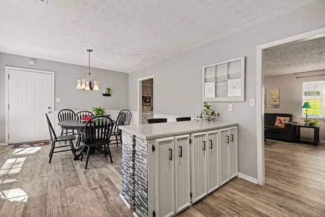 160 Ember Court, Fairburn, GA 30213