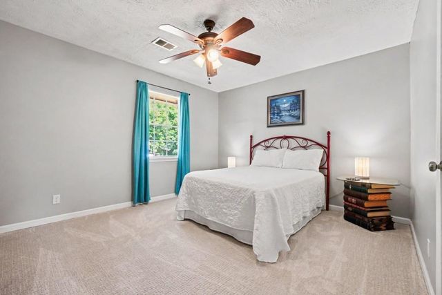 160 Ember Court, Fairburn, GA 30213