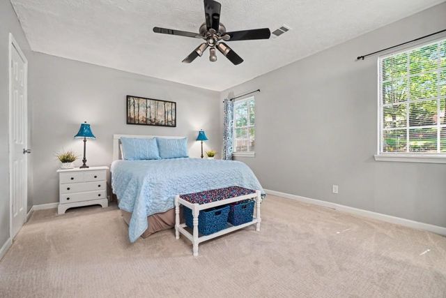 160 Ember Court, Fairburn, GA 30213