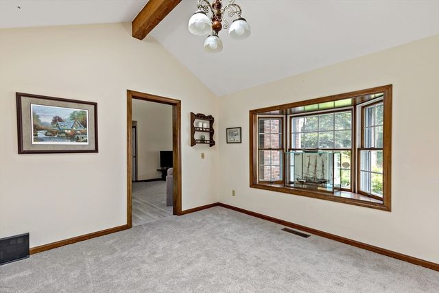 26 Qaushnet Way, Falmouth, MA 02536