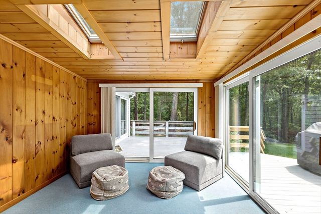 26 Qaushnet Way, Falmouth, MA 02536