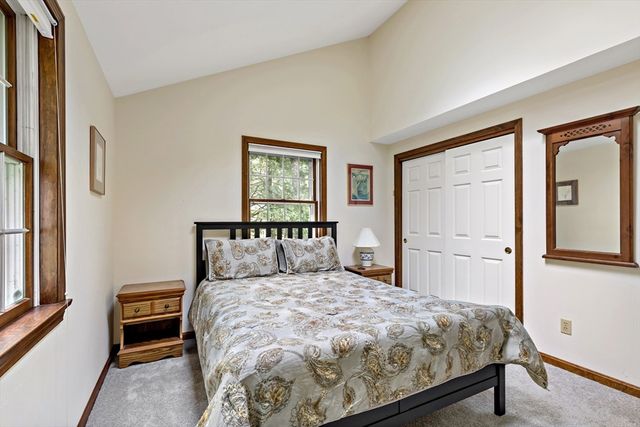 26 Qaushnet Way, Falmouth, MA 02536