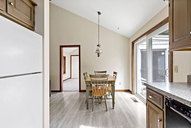 26 Qaushnet Way, Falmouth, MA 02536