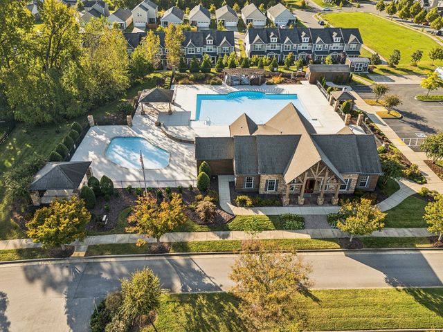 1074 Riverwood Village Blvd, Hermitage, TN 37076