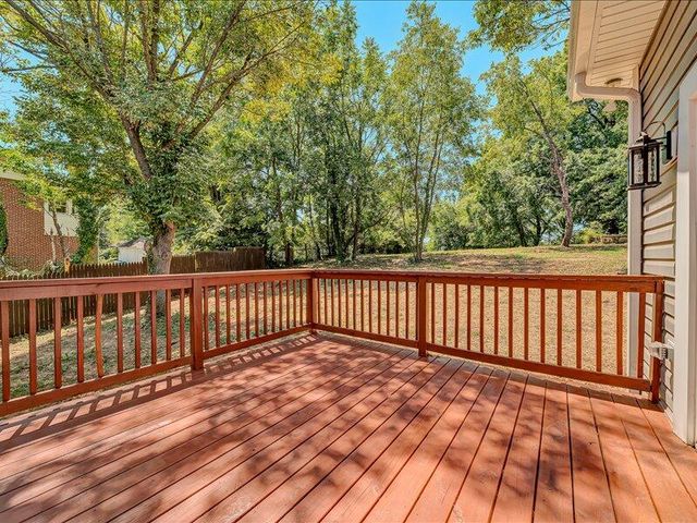 2332 Delaware AVE NW, Roanoke, VA 24017