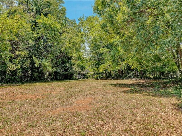 2332 Delaware AVE NW, Roanoke, VA 24017