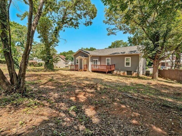 2332 Delaware AVE NW, Roanoke, VA 24017