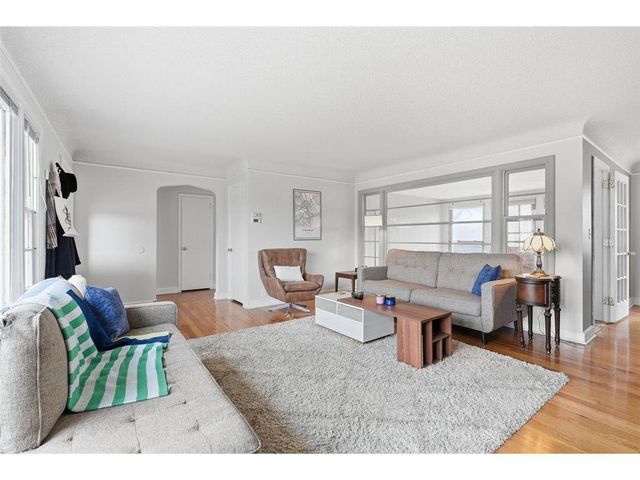 4015 Wayzata Boulevard, Minneapolis, MN 55416