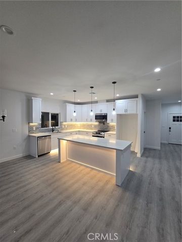 10401 N Loop Boulevard, California City, CA 93505