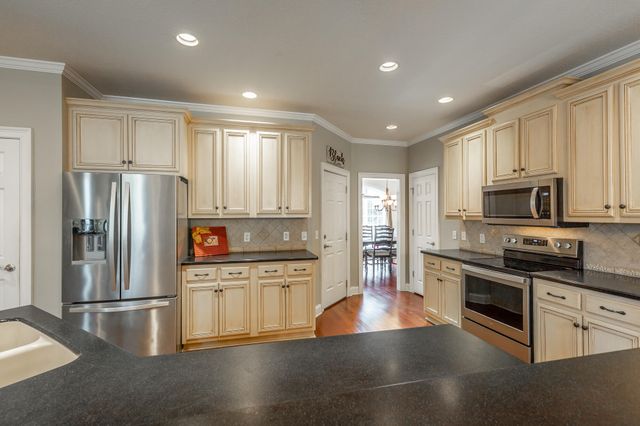 106 Woodpecker Place, Ringgold, GA 30736