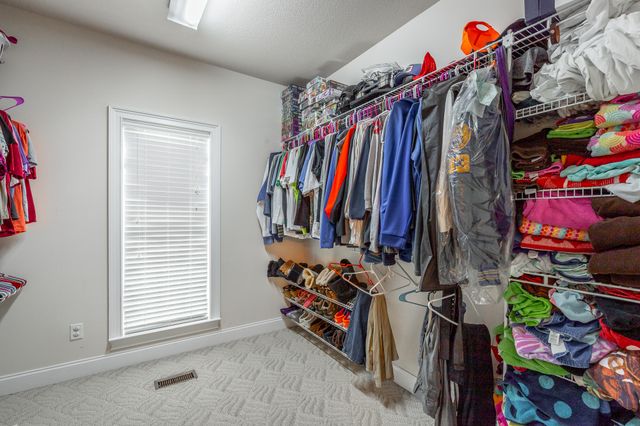 106 Woodpecker Place, Ringgold, GA 30736