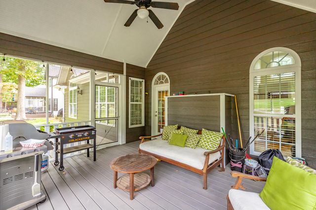 106 Woodpecker Place, Ringgold, GA 30736