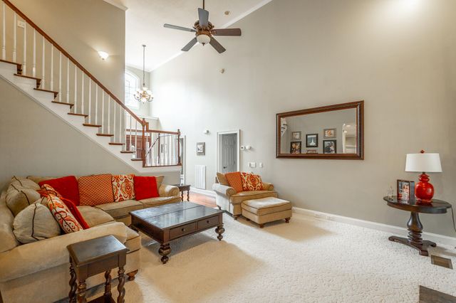 106 Woodpecker Place, Ringgold, GA 30736