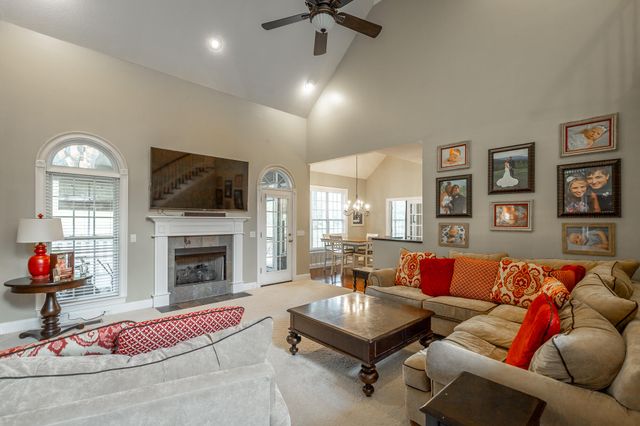 106 Woodpecker Place, Ringgold, GA 30736