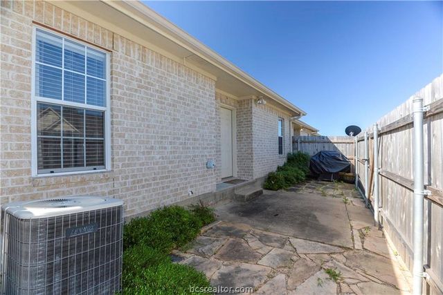 501 Fraternity Row, College Station, TX 77845