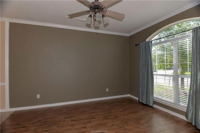 501 Fraternity Row, College Station, TX 77845