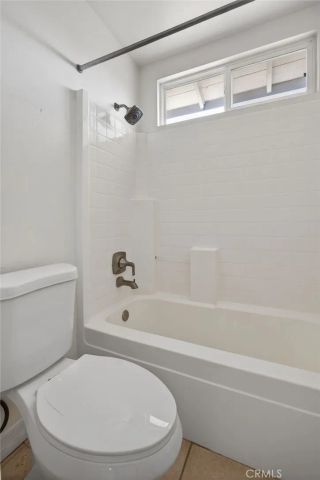 1050 Avenida Classica, Oxnard, CA 93030