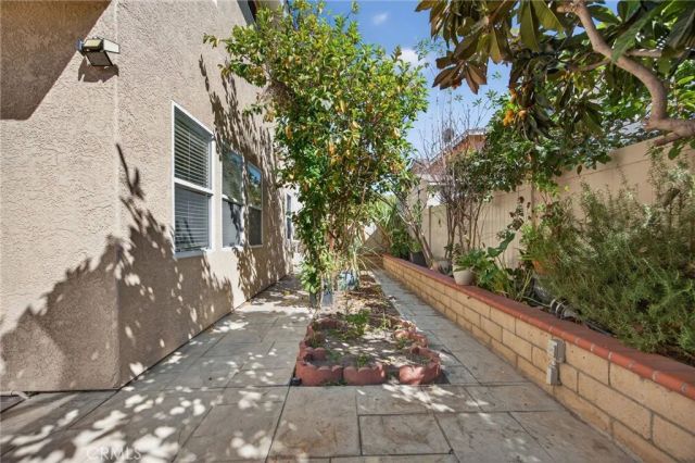 1050 Avenida Classica, Oxnard, CA 93030