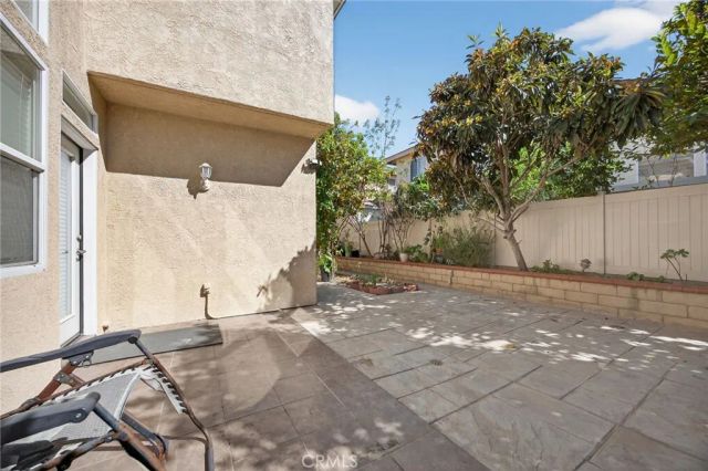 1050 Avenida Classica, Oxnard, CA 93030