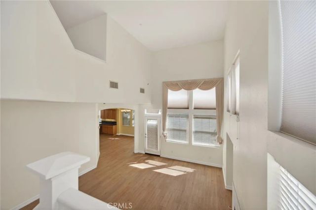 1050 Avenida Classica, Oxnard, CA 93030