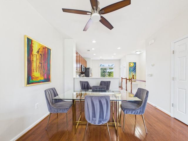 15653 JOHN DISKIN CIR, Woodbridge, VA 22191