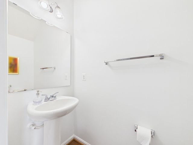 15653 JOHN DISKIN CIR, Woodbridge, VA 22191