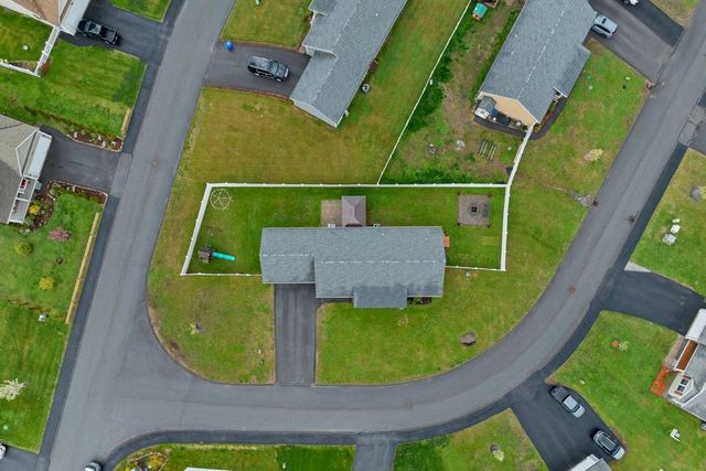 77 Rolling Hills Drive, Tilton, NH 03276