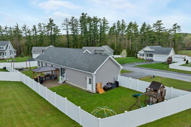 77 Rolling Hills Drive, Tilton, NH 03276