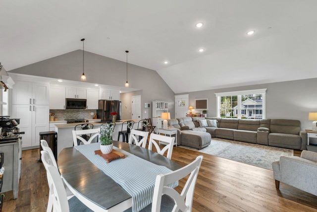 77 Rolling Hills Drive, Tilton, NH 03276