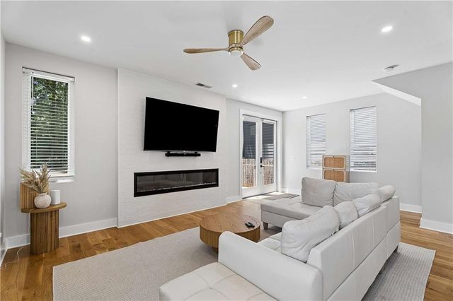 1008 Herndon Street NW, Atlanta, GA 30318