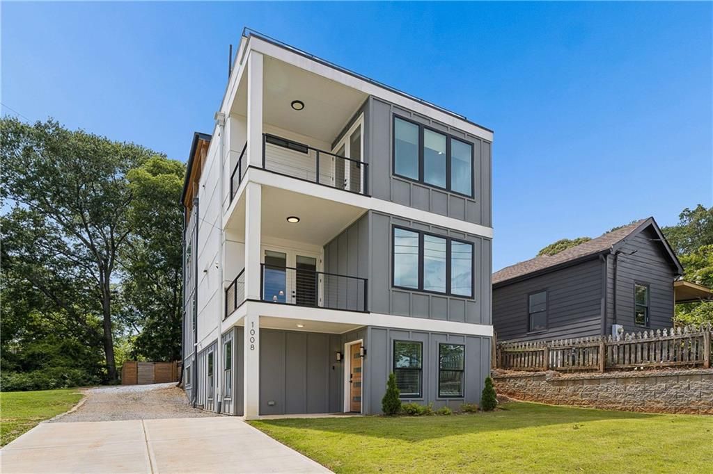 1008 Herndon Street NW, Atlanta, GA 30318