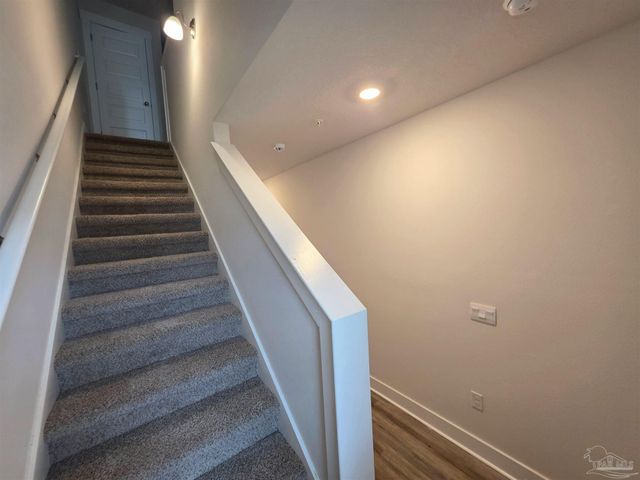 9499 Nature Creek Cir, Pensacola, FL 32526