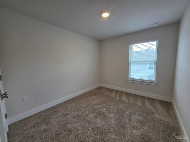 9499 Nature Creek Cir, Pensacola, FL 32526