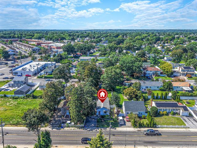 182 Commack Road, Deer Park, NY 11729