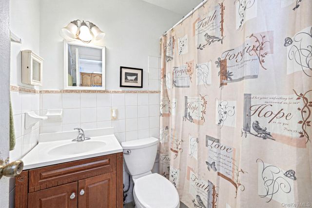 182 Commack Road, Deer Park, NY 11729