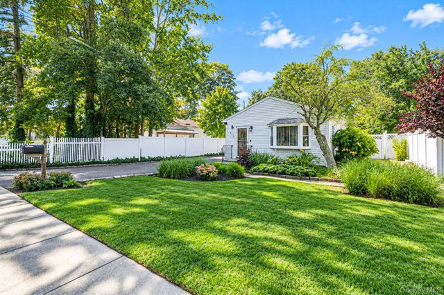 182 Commack Road, Deer Park, NY 11729