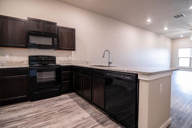1626 133rd Street, Unit B, Lubbock, TX 79423
