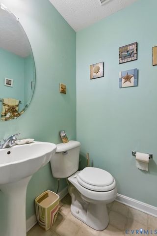 83 Albertson Ct, Ruther Glen, VA 22546